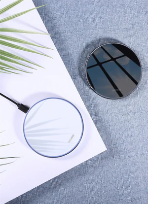 Cross-Border 10W Mirror Wireless Charger – Ultra-Slim Fast Charging Pad