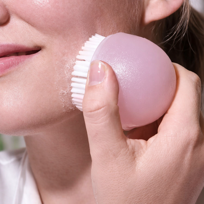 EcoTools Big Fan Brush – Eco-Friendly Makeup &amp; Facial Cleansing Brush