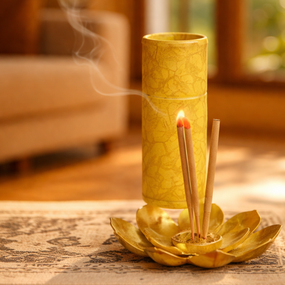 Mini Oud Incense Burner with Premium Oud Sticks – Elegant Aromatic Gift Set